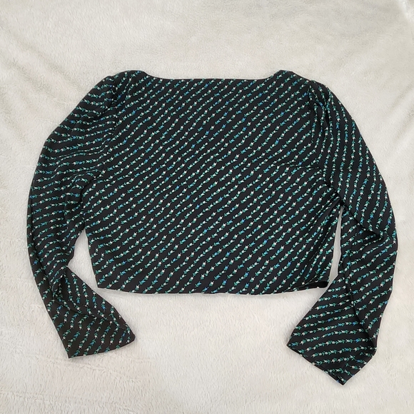 SUNDAY BEST Blouse - Picture 2 of 7